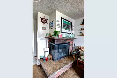 1715 SE 5th St, Gresham, OR 97080 - Photo 3