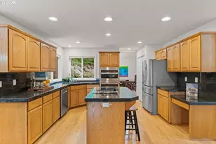 16623 SW Timberland Dr, Beaverton, OR 97007 - Photo 9