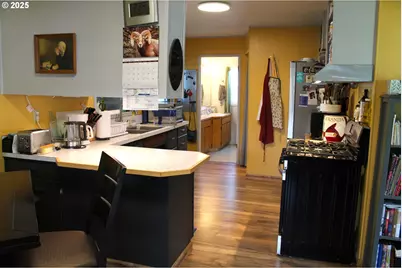 410 NW Bridge St, John Day, OR 97845 - Photo 9