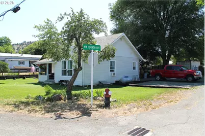 410 NW Bridge St, John Day, OR 97845 - Photo 3