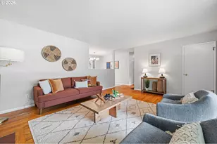 11021 SW 59th Ave, Portland, OR 97219 - Photo 9