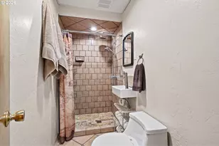 8590 SE 155th Ave, Happy Valley, OR 97086 - Photo 31