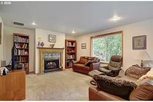 948 Edinburgh Ct, Kelso, WA 98626 - Photo 13