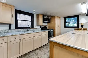 1150 W 11th Ave, Eugene, OR 97402 - Photo 31