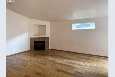 6530 SE 139th Ave, Portland, OR 97236 - Photo 3