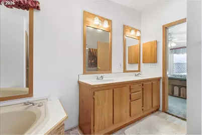 341 S 9th St, Kalama, WA 98625 - Photo 29