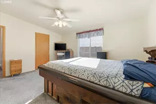 341 S 9th St, Kalama, WA 98625 - Photo 25