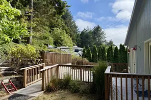 92158 Cape Arago Hwy, Coos Bay, OR 97420 - Photo 11