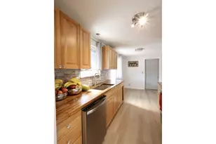 567 53rd Pl, Springfield, OR 97478 - Photo 3