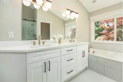 2011 NW New Hope Ct, Portland, OR 97229 - Photo 31