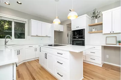 2011 NW New Hope Ct, Portland, OR 97229 - Photo 11