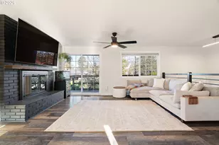 1527 NE La Mesa Pl, Gresham, OR 97030 - Photo 5