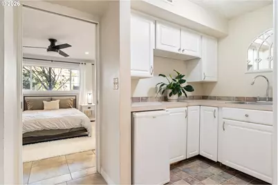 1527 NE La Mesa Pl, Gresham, OR 97030 - Photo 25