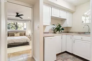 1527 NE La Mesa Pl, Gresham, OR 97030 - Photo 25