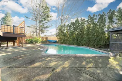 1527 NE La Mesa Pl, Gresham, OR 97030 - Photo 33