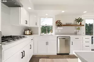 1527 NE La Mesa Pl, Gresham, OR 97030 - Photo 13