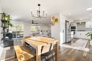 1527 NE La Mesa Pl, Gresham, OR 97030 - Photo 9