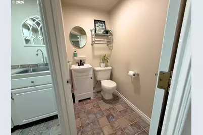 1527 NE La Mesa Pl, Gresham, OR 97030 - Photo 27