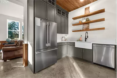 101 SW Juniper Ave, Warrenton, OR 97146 - Photo 17