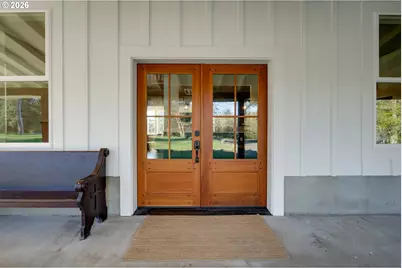 101 SW Juniper Ave, Warrenton, OR 97146 - Photo 9