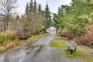 11990 SW Corby Dr, Portland, OR 97225 - Photo 33