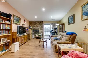 11990 SW Corby Dr, Portland, OR 97225 - Photo 5