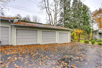 11990 SW Corby Dr #16, Portland, OR 97225 - Photo 27
