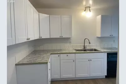 755 735 Bluff Ave, Bandon, OR 97411 - Photo 9