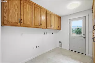 39200 Camp Creek Rd, Springfield, OR 97478 - Photo 29