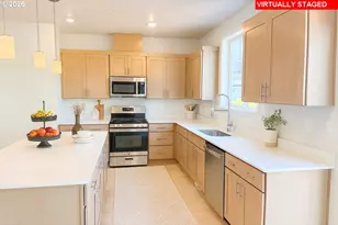 11975 SW 176th Dr, Beaverton, OR 97007 - Photo 3