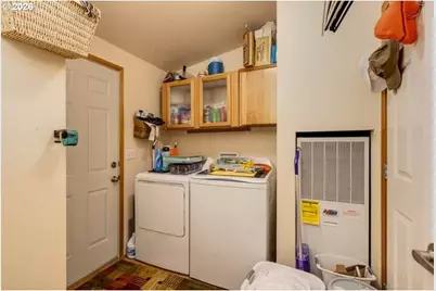 20944 NE Brentwood Ct, Donald, OR 97020 - Photo 13