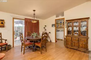 20944 NE Brentwood Ct, Donald, OR 97020 - Photo 9