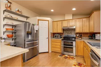 20944 NE Brentwood Ct, Donald, OR 97020 - Photo 11