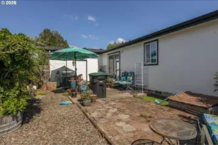 20944 NE Brentwood Ct, Donald, OR 97020 - Photo 23