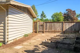 1632 Larkspur Loop, Eugene, OR 97401 - Photo 37