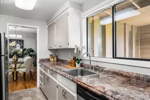 1632 Larkspur Loop, Eugene, OR 97401 - Photo 5