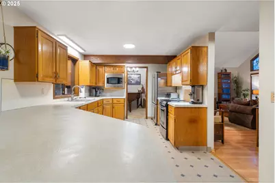 34941 Bachelor Flat Rd, Saint Helens, OR 97051 - Photo 19