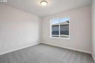 1393 N Kalani Loop, Ridgefield, WA 98642 - Photo 7