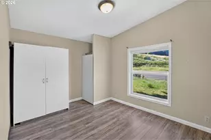 21910 SE Hwy 212, Damascus, OR 97089 - Photo 21