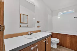 21910 SE Hwy 212, Damascus, OR 97089 - Photo 23