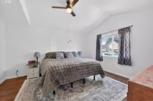 804 NE Providence Dr, Bend, OR 97701 - Photo 21