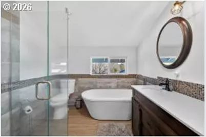 804 NE Providence Dr, Bend, OR 97701 - Photo 29