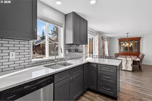 804 NE Providence Dr, Bend, OR 97701 - Photo 19