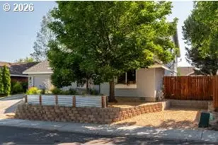 804 NE Providence Dr, Bend, OR 97701 - Photo 7