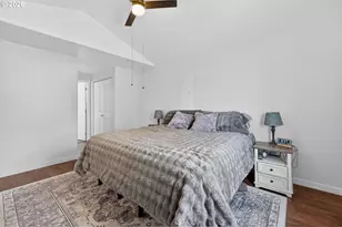 804 NE Providence Dr, Bend, OR 97701 - Photo 25