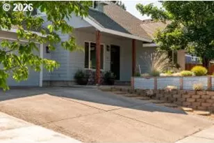 804 NE Providence Dr, Bend, OR 97701 - Photo 39