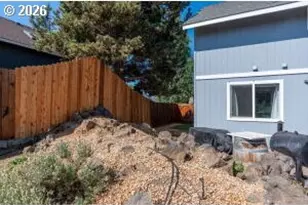 804 NE Providence Dr, Bend, OR 97701 - Photo 43