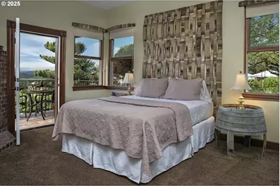 10660 SW Youngberg Hill Rd, McMinnville, OR 97128 - Photo 15