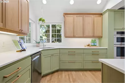 7636 SW Capitol Hill Rd, Portland, OR 97219 - Photo 17