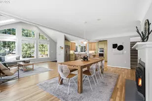 7636 SW Capitol Hill Rd, Portland, OR 97219 - Photo 9